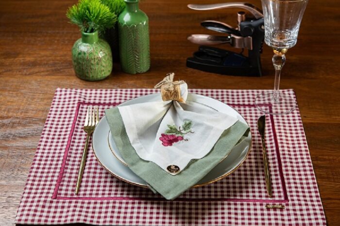 PORTA GUARDANAPO ROLHA DE VINHO - Imagem 3